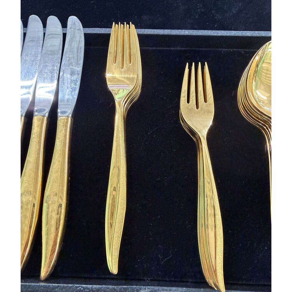 Textura Gold (Gold Electroplate) by Oneidacraft Deluxe - Picture 7 of 7